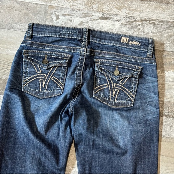 Women’s Kut From The Kloth Distressed Jeans - Size 6 - Picture 5 of 8